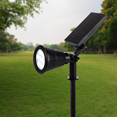 Solar landscape spotlight